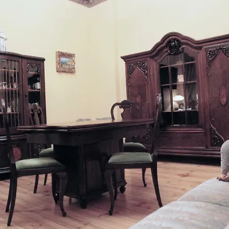 Apartament / شتشيتسين